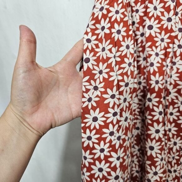 Madewell Clara Midi Short Sleeve Dress in Russet Falling Daisies Medium - Picture 11 of 13